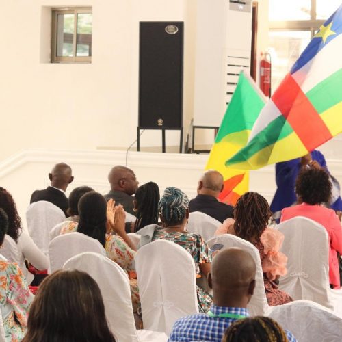 Salon dentaire d'Afrique Centrale 07- 2ème édition Salon dentaire d'Afrique Centrale 07- 2ème édition