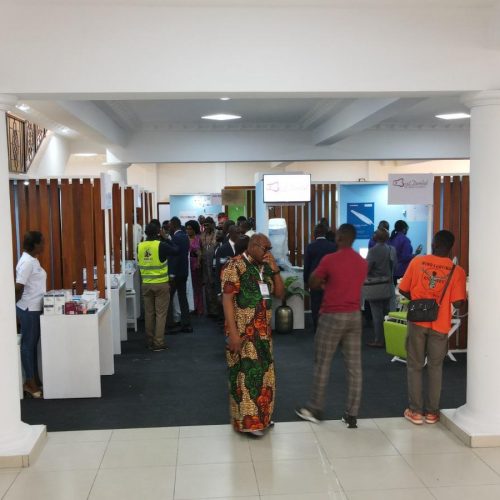Salon dentaire d'Afrique Centrale 11- 2ème édition Salon dentaire d'Afrique Centrale 11- 2ème édition