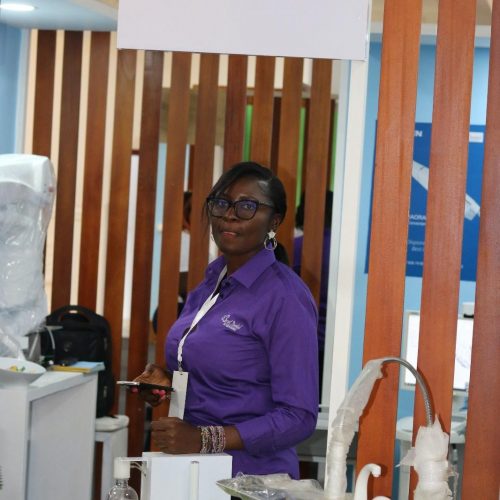 Salon dentaire d'Afrique Centrale 12- 2ème édition Salon dentaire d'Afrique Centrale 12- 2ème édition